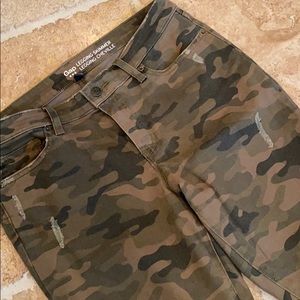 GAP Factory Camo Legging Skimmer
